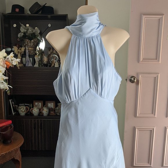 NWT SCARF NECK BACKLESS DRESS  SIZE 10 - Picture 2 of 12